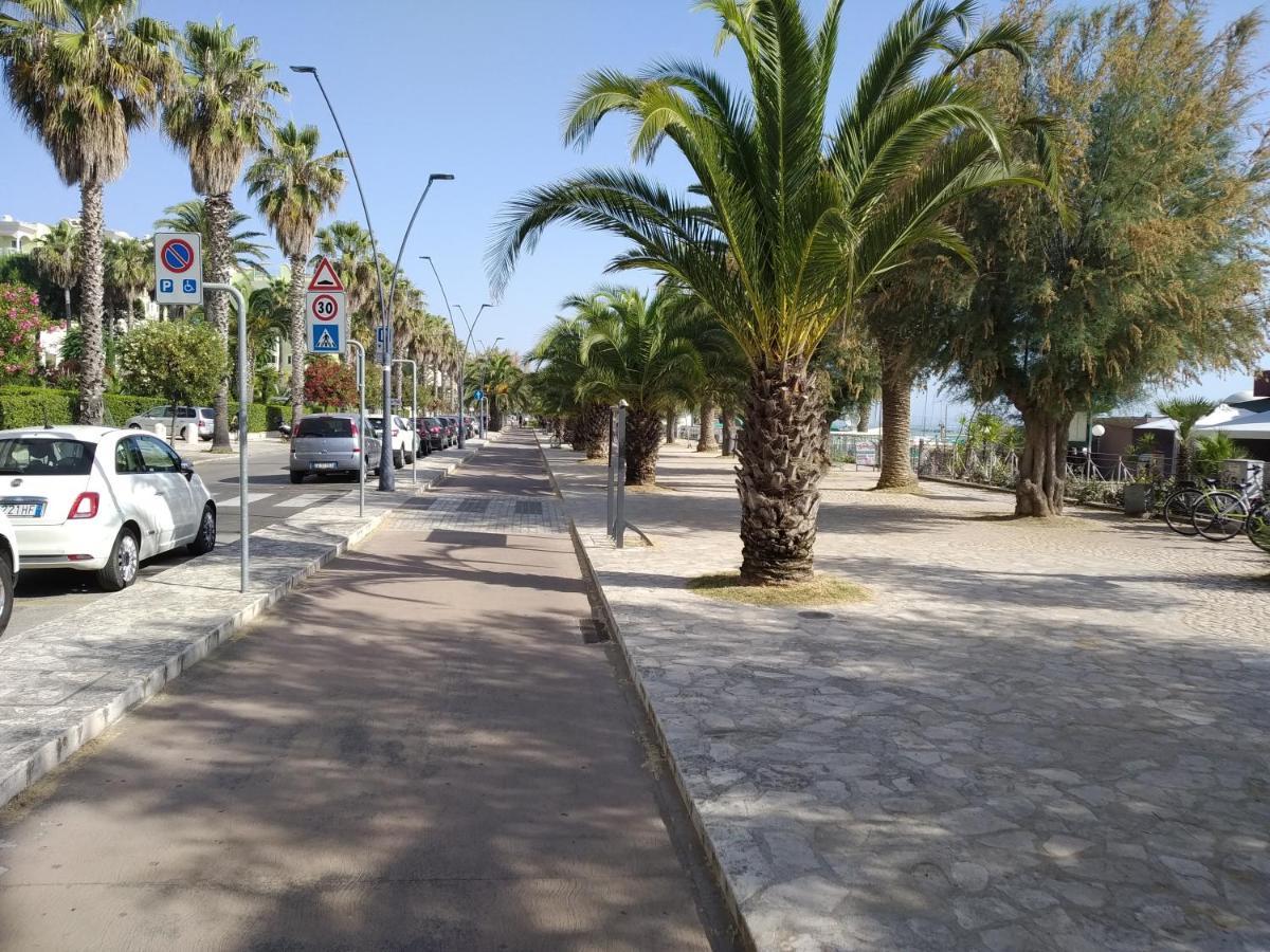 Casa Giardino Apartment San Benedetto del Tronto Ngoại thất bức ảnh
